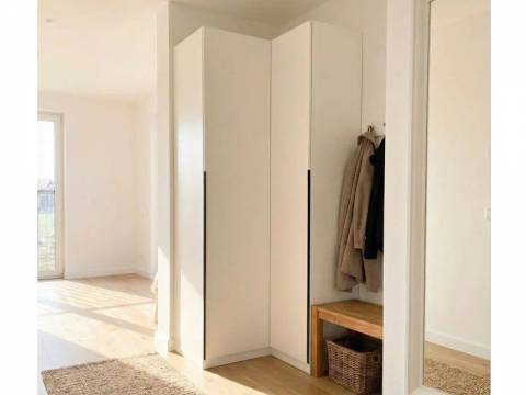 Шкаф угловой с доводчиками Лион